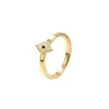 Anillo nuevo transfronterizo, anillo de rombo moderno incrustado con diamantes de acero inoxidable, diseño de alta gama y elegante, joya de mano de acero de titanio