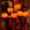 Nuevas decoraciones de linternas rojas 2026 para el Día Nacional y el Festival de Medio Otoño, adornos colgantes listos para usar para árboles, linternas de palacio luminosas para decoración