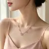 Elegante e Gentil Estilo Feminino Colar de Cristal em Forma de Gota, Moderno e Simples, Versátil Corrente para Clavícula Estilo Minimalista Ins, Novo Modelo