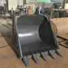 Cubo de 0.5-1 metro cúbico, los dientes y la base del cucharón se combinan para varios tipos de accesorios de excavadora utilizados en trabajos de tierra, excavación de canteras y dragado