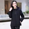 Novos Tops Elegantes e Modernos para Outono 2026, Jaquetas com Capuz Impermeáveis Tendência para Primavera e Outono