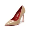 Novos sapatos femininos de salto alto para comércio exterior, versáteis, bico fino, rasos, couro envernizado, pretos, sexy, para balada, sapatos profissionais