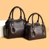 2026 Bolso Cubo Transfronterizo Nuevo para Mujer, Gran Capacidad, Piel Suave, Bolso de Hombro Cruzado para Viajes, Versátil, Moda de Gama Alta
