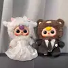 [Solo Ropa de Bebé] Bebé Tres Años Muñeco de Peluche Grande de Vinilo 400% Ropa de Bebé Traje Zhilong Vestido de Boda Falda Rosa Morada Arcoíris