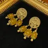 Bronze Antigo Ocidental Banhado a Ouro 18 Moedas de Ouro Retrô Antigas com Borlas de Pedra Natural Redonda Amarela Pequenas