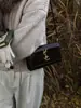 Transfronteiriço 2025 Nova Bolsa Versátil Yangshulin Baguete Bolsas de Ombro Bolsa de Braço Transversal Retro Couro Patente Brilhante Bolsa Feminina