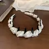Diadema Retorcida Plisada de Lunares Vintage para Mujer, Corona Alta, Adelgazante Facial, Diadema Dentada, Accesorio para el Cabello Versátil Simple de Alta Gama