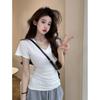 Verano 2025 Nueva Camiseta de Manga Corta de Cuello en V de Gama Alta con Efecto Adelgazante para Mujer con Cintura y Hombro Derecho Interior Top Blanco