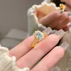 Anillo Chapado en Oro de 24 Quilates con Fuerte Retención del Color, Mismo Estilo que en Xiaohongshu, Encaje Hueco Estilo Corte Vintage, Anillo de Diamante Dulce y Elegante