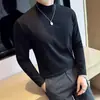 2026 Verano Nuevo Hombre Manga Larga Cuello Alto Grueso Color Sólido Algodón Holgado Camiseta Base Wholesale