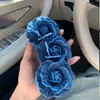 Pinza de Flor de Rosa Versátil de Gama Alta Azul Denim Vintage con una Vibración Suave y un Look Completo para la Parte Trasera de la Cabeza, Pinza Banana