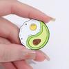 Medalla Fresca Nueva Transfronteriza de Aguacate Top Falda Jk Serie de Frutas de Dibujos Animados Broche Decorativo Fijo Joyería