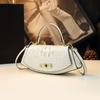 Bolso Cruzado tipo Silla para Mujer 2026 Diseño de Nicho de Gama Alta Bolso Pequeño de Cuero Nuevo Bolso de Mano de Moda Textura de Moda Bolso Cruzado