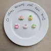 Nuevos accesorios estilo caricatura, dulces y transparentes con tema de cordero, directamente del fabricante, para fundas de teléfono DIY, cuchillos pequeños, botellas de agua, pinzas para el cabello y patinetes eléctricos