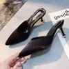 Chinelos de salto alto finos para mulheres, novo estilo francês 2026, mule da moda, sandálias de moda elegantes de bico fino