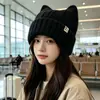 Otoño e Invierno Cachorro Lindo Etiqueta Oreja de Gato Gorro de Lana Estilo Coreano para Mujer Suave Pegajoso Circunferencia de Cabeza Grande Hace que la Cara Parezca Más Pequeña Protección para los Oídos Gorro de Lana de Punto Frío