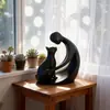 Producto Nuevo de Gran Venta Transfronterizo: Adorno de Estatua de Humano y Gato, Estatua Decorativa Moderna de Escritorio, Adorno Decorativo