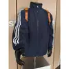 Chaqueta Bomber Rayada Desestructurada Azul Oscuro para Hombre Otoño Invierno Ropa Deportiva Americana Chaqueta de Béisbol Cuello Alto Chaqueta Cortavientos Moderna