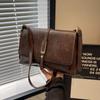 Bolso grande sencillo de moda transfronteriza para mujer, primavera 2025, nuevo bolso de hombro bajo el brazo, bolso cruzado popular.