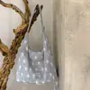 Novo produto de outono: bolsa de bolinhas com estampa de estrelas, uso duplo para ombro e transversal, estilosa, simples e de grande capacidade