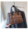 Bolso de Mano Grande de Nueva Colección Otoño/Invierno 2022 Bolso de Hombro Cruzado de Algodón Relleno para Mujer Bolso Tote de Viaje y Ocio