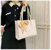 Bolsa feminina grande capacidade 2024 novo estilo coreano bolsa de ombro portátil estampada bolsa feminina moda popular bolsa tote