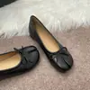 Zapatos Mary Jane de piel de oveja genuina para mujer con aumento de altura y lazo, sin cordones, cómodos, zapatos de una pieza, zapatos de pezuña de cerdo con punta dividida