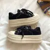 Zapatos casuales retro con suelas gruesas de cuentas, zapatillas de plataforma para mujer, nuevo estilo primavera y otoño 2026, versátiles zapatos de lona negros para mujer