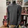 Camiseta de Manga Longa Cor Sólida Pesada para Homens, Estilo Moletom Tendência com Caimento Solto, Camiseta Versátil Sorona para Usar por Baixo, Camiseta de Base
