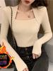 Suéter de punto de color liso con cuello en U para mujer, forrado con vellón grueso, para otoño e invierno de 2024, nueva camisa básica de moda.