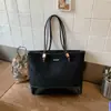 Comercio Exterior Transfronterizo Otoño e Invierno 2026 Bolso Nuevo para Mujer Bolso de Hombro Versátil Acolchado Simple Retro Bolso Tote de Gran Capacidad