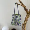 Bolsa Floral Fresca de Verão com Design Único, Alça de Ombro, Bolsa de Ombro Única, Bolsa de Trabalho Estilo Floresta para Mulheres, Estilo Fino, Tecido de Algodão Penteado Fino