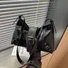 Bolso de Hombro Sólido Nuevo y Elegante para Mujer Otoño 2026, Personalizado, Minimalista, Texturizado, Moderno, Casual, Bolso Tote de Nicho