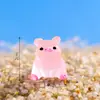 Mini Adornos de Cerdo Luminosos para Micro-Paisajes Accesorios de Pasador de Animales de Pelo de Animales Hechos a Mano con Pegamento de Crema Adornos de Resina