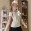 Camiseta de Manga Corta con Escote en V y Hombro Derecho Estilo Coreano para Mujer Verano 2025 Nuevo Diseño de Nicho Aspecto Adelgazante Top Corto