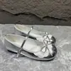 Sapatos Mary Jane Retro Franceses de Corte Baixo para Mulheres 2025 Primavera/Verão Novo Estilo com Saias Sapatilhas Suaves Sapatos Pequenos de Couro