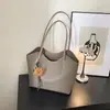 Comércio Exterior 2025 Nova Bolsa Simples de Grande Capacidade para Axila Feminina Bolsas Escolares para Estudantes Universitários Bolsa de Ombro Bolsa Tote de Trabalho