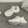 Zapatos retro de suela gruesa para mujer tipo "dad shoes" para aumentar la altura, nuevos zapatos deportivos casuales ligeros de suela blanda para otoño 2026