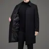 Abrigo de lana largo de longitud media para hombre, estilo business casual, con cuello de solapa, forro relleno de plumón para abrigar y una capa exterior de lana, adecuado para el invierno