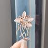 Alta atmosfera retro palácio diamante-incrustado broche de flores senhoras temperamento personalidade alfinete opala 2023 novo
