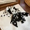 Goma para el pelo tipo scrunchie de satén con lunares estilo francés para mujer, Cinchuelo de alta gama, Nuevo modelo 2026, Elegante accesorio para el cabello