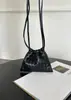 Bolsa com textura fosca feminina simples tote bucket bag 2026 nova tecida de ombro único crossbody casual pequena quadrada