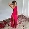 Vestido Europeo y Americano sin Mangas con Hombro Asimétrico Ajustado que Cubre la Cadera Sexy con Abertura Vestido de Noche Venta al por Mayor Transfronteriza