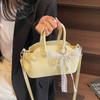2026 Bolso Cruzado Dulce Estilo Coreano Nuevo Bolso de Mano Versátil para el Trabajo Rosa Primavera Moda Fresca Bolso de Mujer