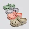 Tamancos Infantis, Sandálias de Menina, Sapatos de Bebê Verão 2026, Sapatos de Praia para Crianças Maiores, Chinelos Fechados para Meninos, Sola Macia