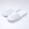 Pantuflas Gruesas Personalizadas al por Mayor para Hoteles de Lujo, Casas de Huéspedes, Salones de Belleza, Hospitalidad Doméstica Desechable, Engrosadas para Uso en Hotel