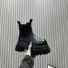 Modelo Popular Recomendado 2025 Versátil Aumenta Altura Emagrecedor Botas Chelsea de Couro Genuíno Sapatos com Plataforma Respiráveis