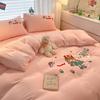 Sábanas de algodón lavado bordadas de cuatro piezas, funda de edredón, dormitorio de estudiantes, cama de tres piezas, sombrero, ropa de cama al por mayor