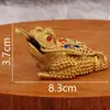 Sapo dorado de tres patas hueco de latón, adornos para sala de estar, estudio, oficina, artesanías creativas, mordedura de dinero, pequeño bronce al por mayor