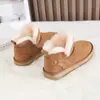 Botas de nieve para mujer, con un diseño combinado de cuero y piel, con forro adicional de polar y algodón engrosado para mayor calidez, un nuevo modelo de invierno 2026, y suelas antideslizantes